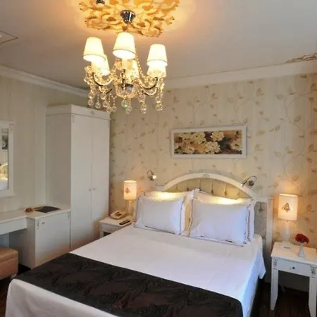 Hotel Albinas Old 3*