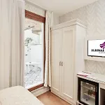 Hotel Albinas Old 3*