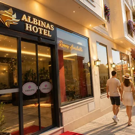 Hotel Albinas Old 3*