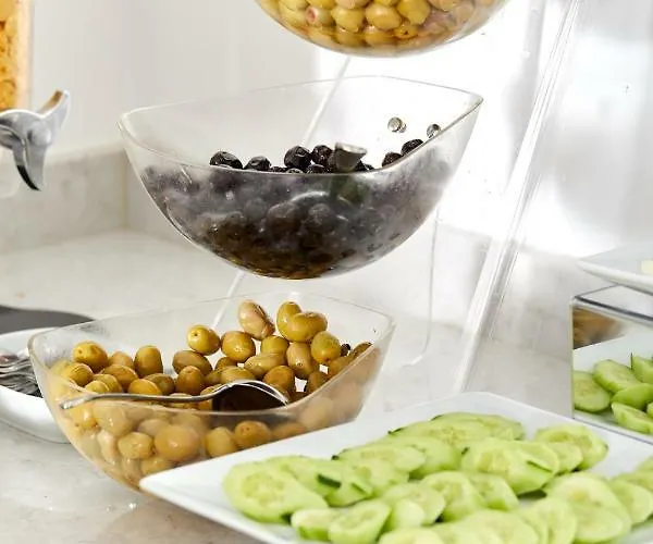 Hotel Albinas Old 3*