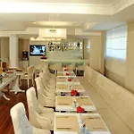 Albinas Old 3*
