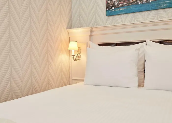 Отель Albinas Old